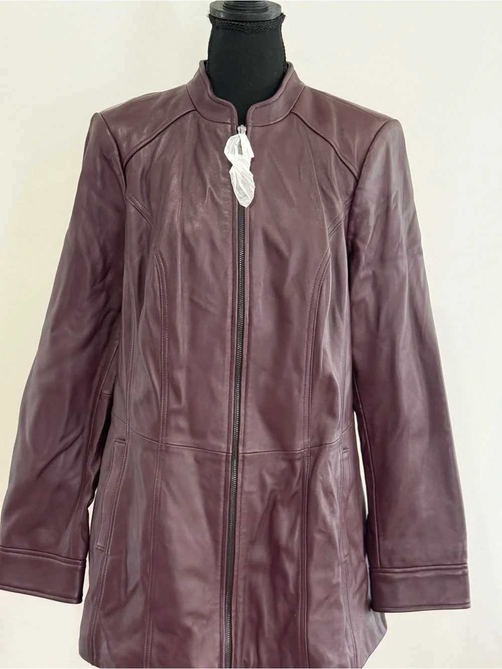 D&Co L Like New Burgundy Leather Zip-Front Jacket 827
